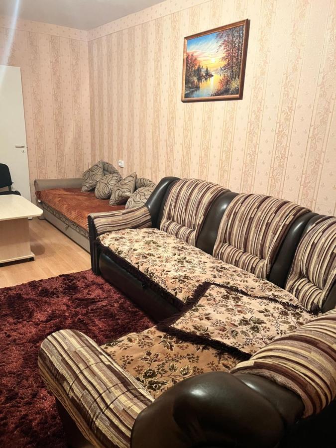 Ореховая Горка Апартаменты С Балконом И Лифтом نارفا المظهر الخارجي الصورة