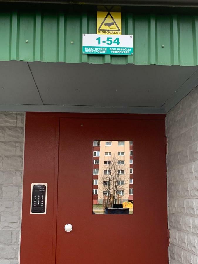 Ореховая Горка Апартаменты С Балконом И Лифтом نارفا المظهر الخارجي الصورة
