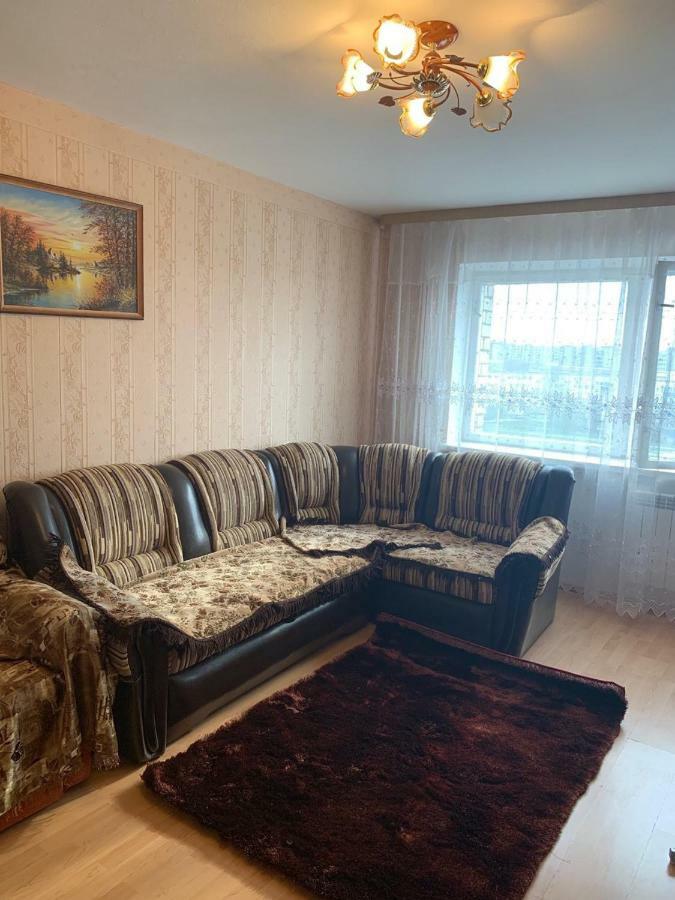 Ореховая Горка Апартаменты С Балконом И Лифтом نارفا المظهر الخارجي الصورة